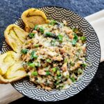 Veganer Thunfischsalat aus Kichererbsen - hier findest du ein einfaches Rezept für deine Gravings auf Thunfisch. So schnell, so lecker!